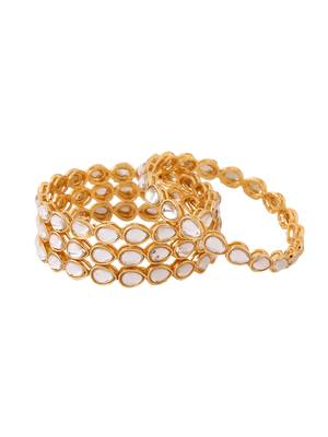 Women's set of 4 gold-plated kundan studded traditional bangles 5