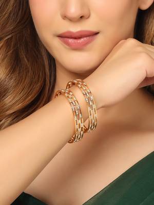 Women set of 2 gold-plated traditional bangles 1