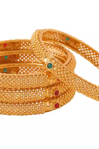 Women's set of 4 gold-plated traditional bangles