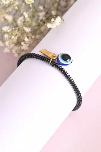Unisex black evil eye crystal spring ring bracelet