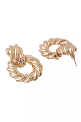 Women gold toned circular drop earrings