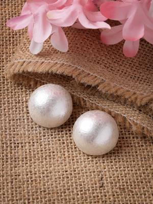Women's white circular studs earrings 1