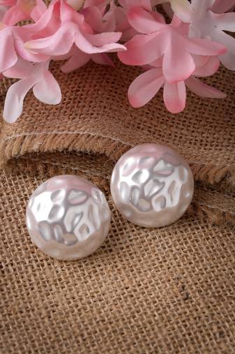Women white circular studs earrings