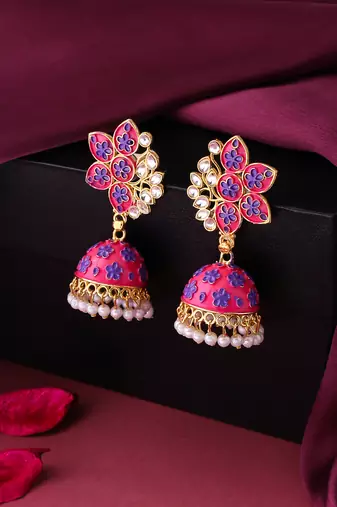 Women pink dome shaped jhumka earrings