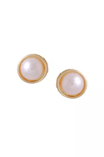 Women pearl studded studs earrings