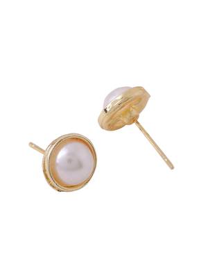 Women pearl studded studs earrings 3
