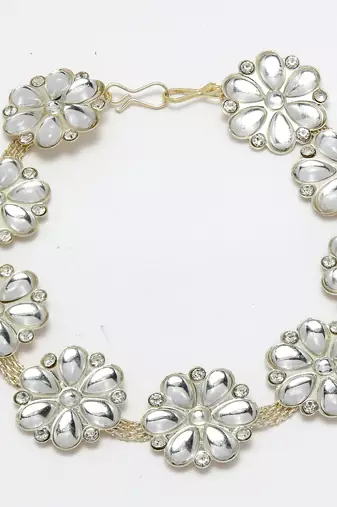Women's rhodium-plated traditional trending matha patti