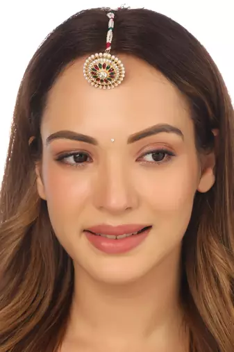Women's trending stylish gold-plated maang tikka