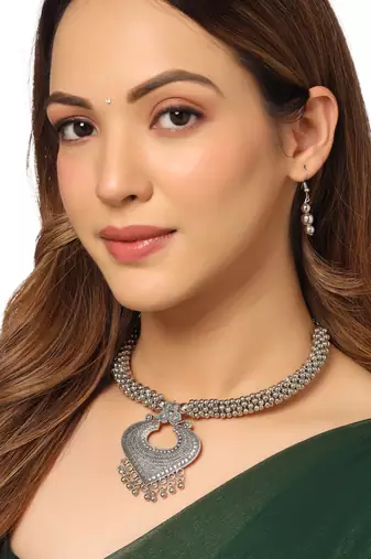 Women silver toned oxidised jewellery set