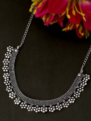 Women silver-plated oxidised necklace 1