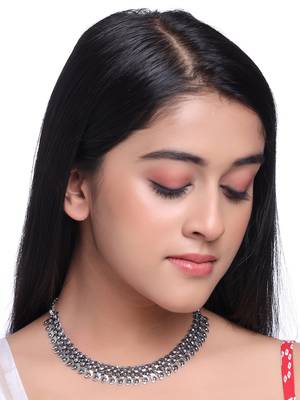 Women silver-plated oxidised necklace 2