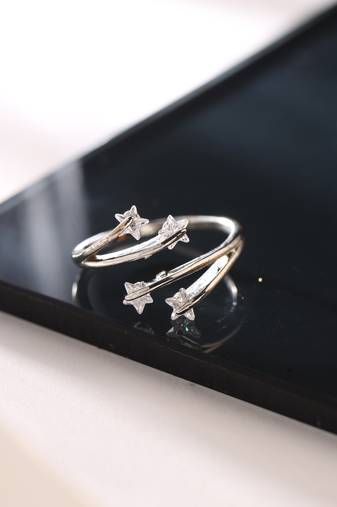 Women's stylish latest silver plated ring with ad stones