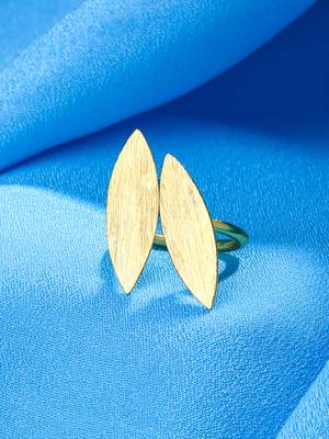 Women's western gold plated ajustable finger ring 1