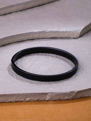 Men's black metal interlock kada bracelet 1
