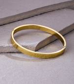 Men's gold metal interlock kada bracelet