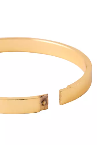 Men's gold metal interlock kada bracelet