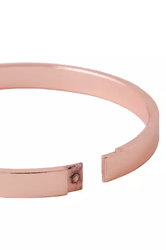 Men's rose gold metal interlock kada bracelet