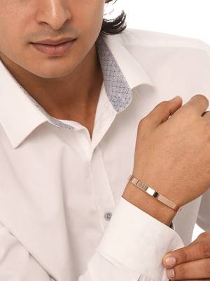 Men's rose gold metal interlock kada bracelet 4