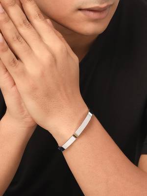 Men's silver metal interlock kada bracelet 1