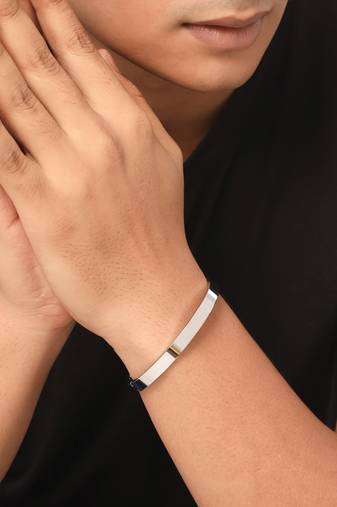 Men's silver metal interlock kada bracelet