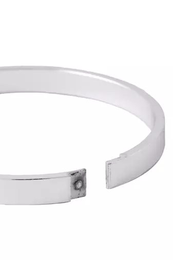 Men's silver metal interlock kada bracelet