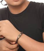 Men's brown leather bracelet