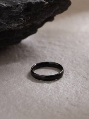 Men's black stainless steel finger ring 1