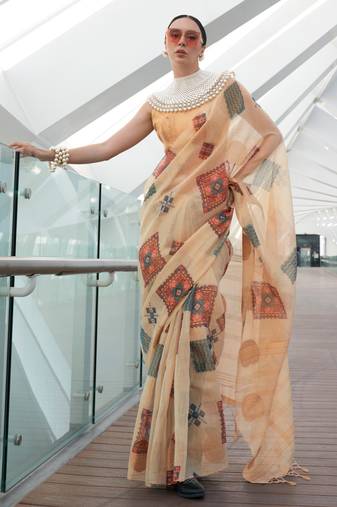 Cream Tissue Digital Print Saree With Blouse