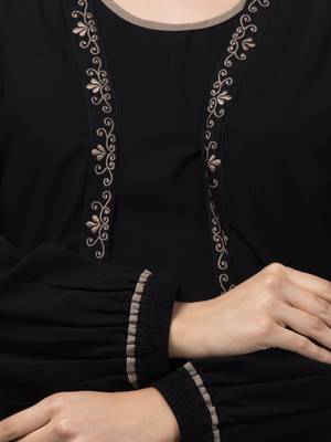 Women stylish traditional embroidered Muslim wear abaya shrug with belt black 5