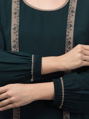 latest stylish shrug women abayas burqa with belt 5