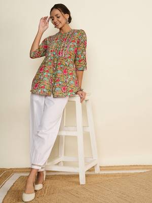 Winered women white pant with gathers and lace detailing 2