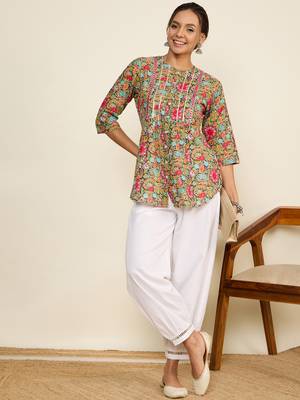Winered women white pant with gathers and lace detailing 3