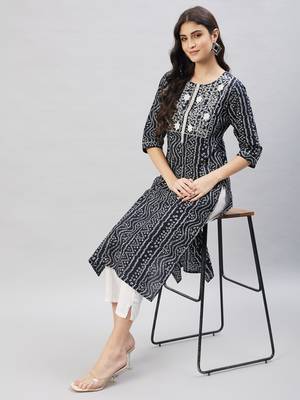Winered women  black bandhani cotton straight kurta 2