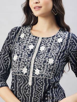 Winered women  black bandhani cotton straight kurta 5