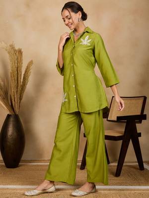 Winered woman solid green leaf embroidery co-ord set 4