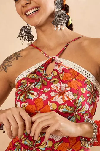 Winered woman pink rayon floral print alter neck co-ord set