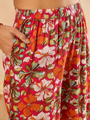 Winered woman pink rayon floral print alter neck co-ord set 6