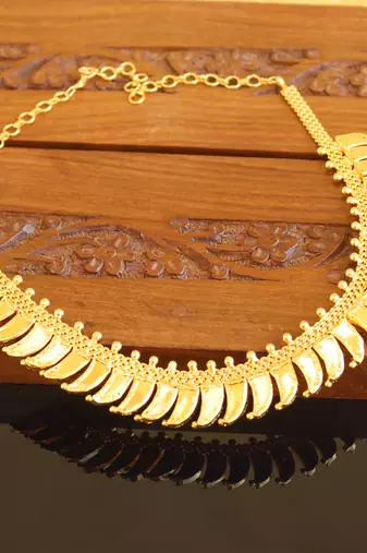 Kerala style gold plated palakka necklace