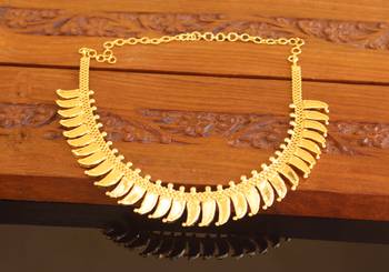 Kerala style gold plated palakka necklace 4