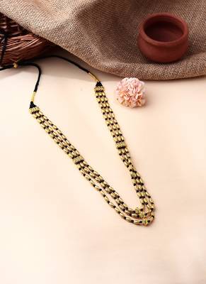 Black Gold-Plated Three-Layered Necklace 1