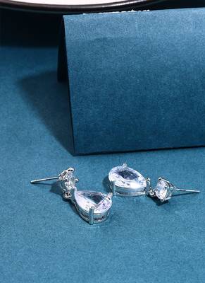 Silver Pearl Earrings 3