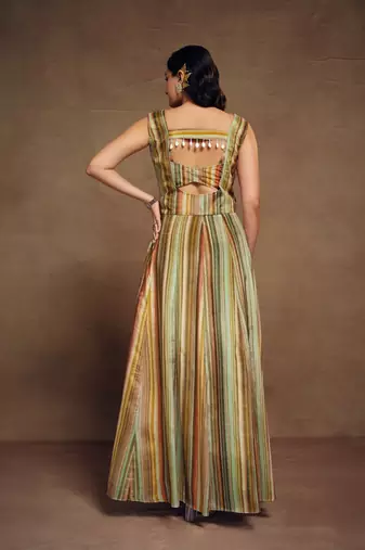 Striped sleeveless maxi dress with seashell belt detail