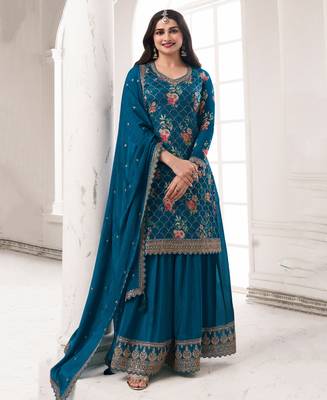 Prachi Desai's Elegant Blue Floral Printed Straight Suit Set For Women Pakistani Style 1