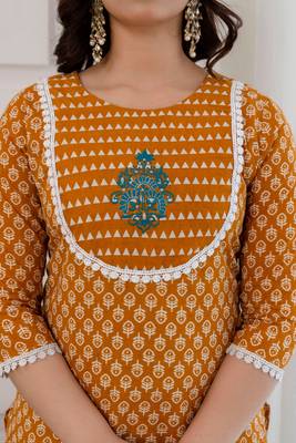 Yellow Printed Kurta set 4
