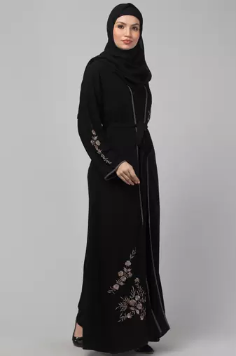 Women stylish embroidered traditional Muslim wear Abaya shrug
