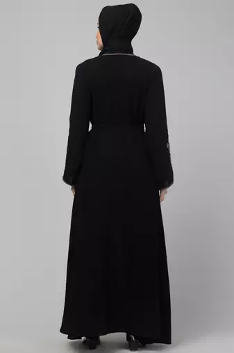 Women stylish embroidered traditional Muslim wear Abaya shrug