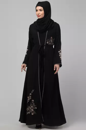 Women stylish embroidered traditional Muslim wear Abaya shrug