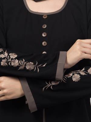 Women stylish double color embroidered abaya  5
