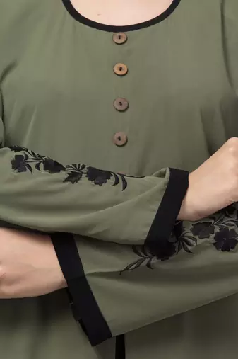 Latest stylish double color embroidered women wear abaya
