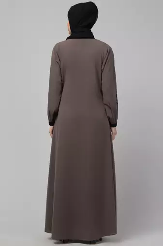 Women style traditional  abaya